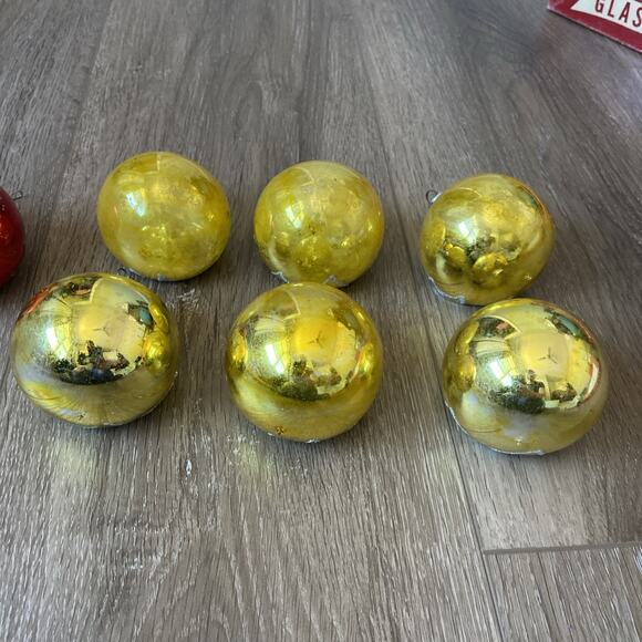 Glass Christmas Ornaments Lot 7 | Box + 6 Yellow & 1 Red Vintage - Picture 7 of 15